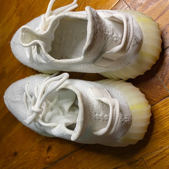 Yeezy 350 Creams - Picture 9 of 10